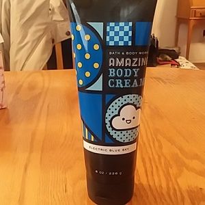 Bath & Body Works Electric Blue Sky
